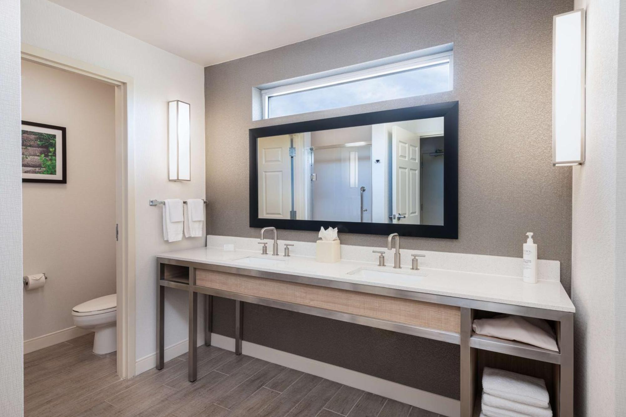 Hilton Garden Inn Saint Charles Exteriér fotografie