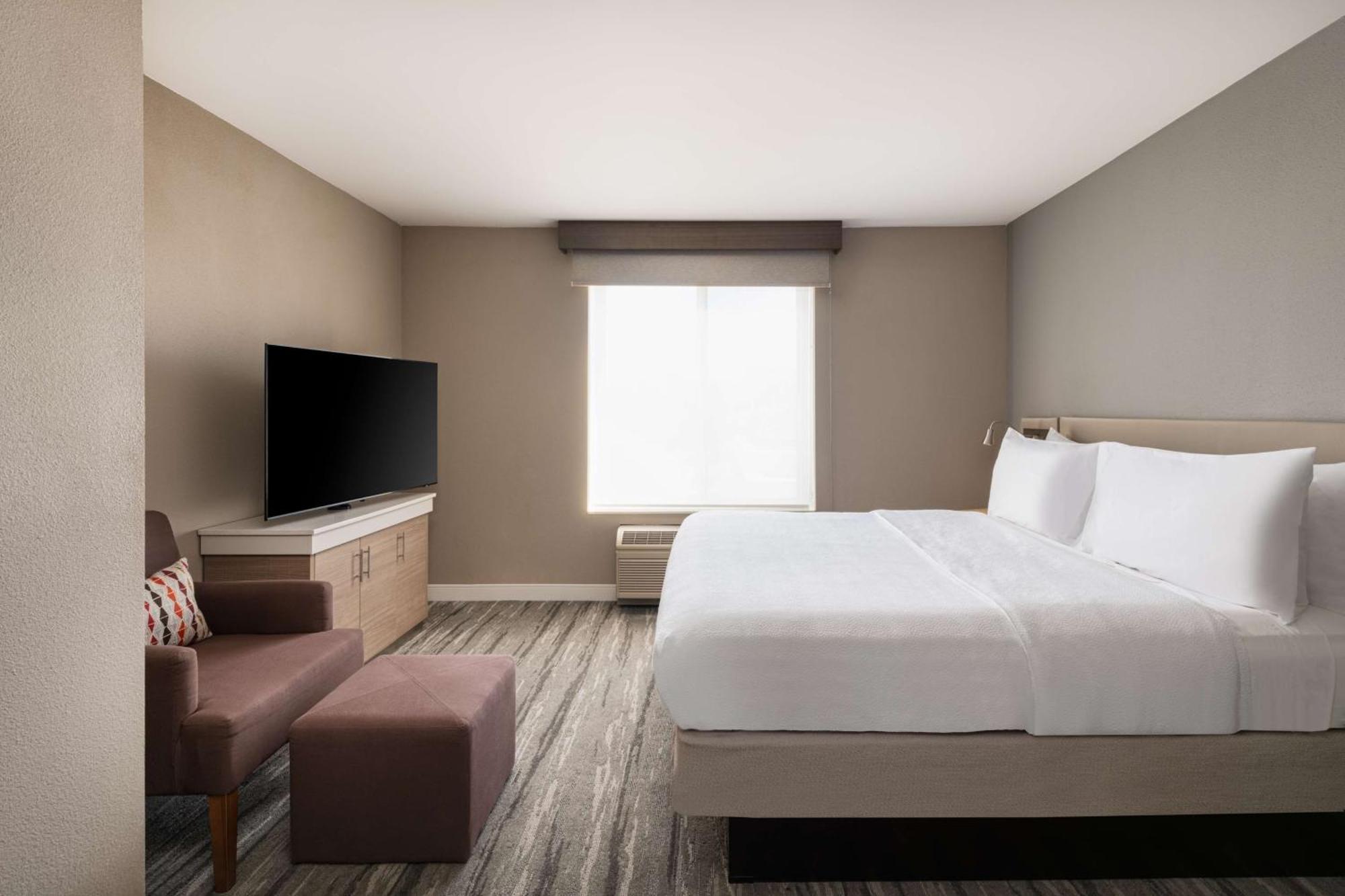 Hilton Garden Inn Saint Charles Exteriér fotografie