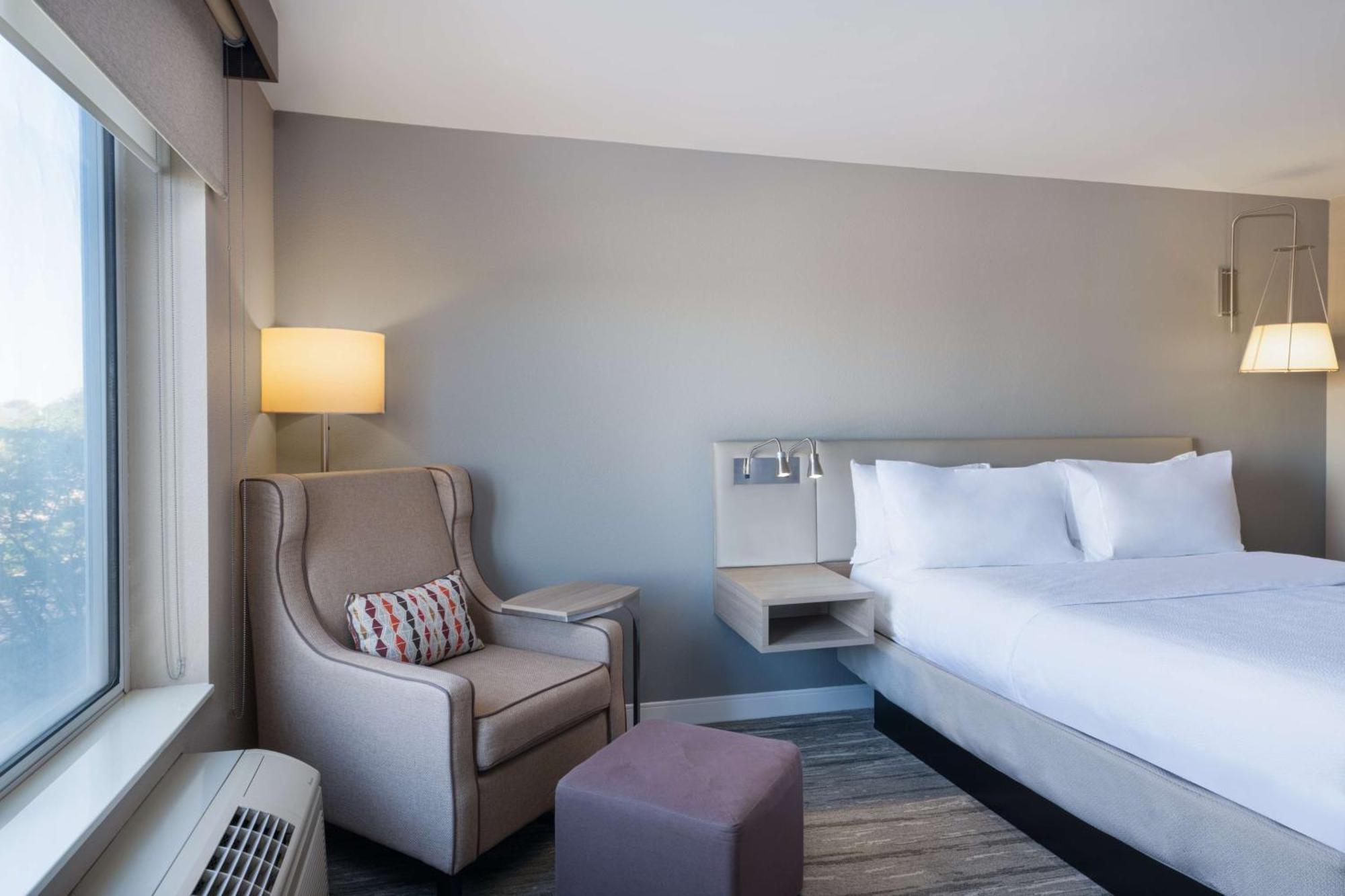 Hilton Garden Inn Saint Charles Exteriér fotografie