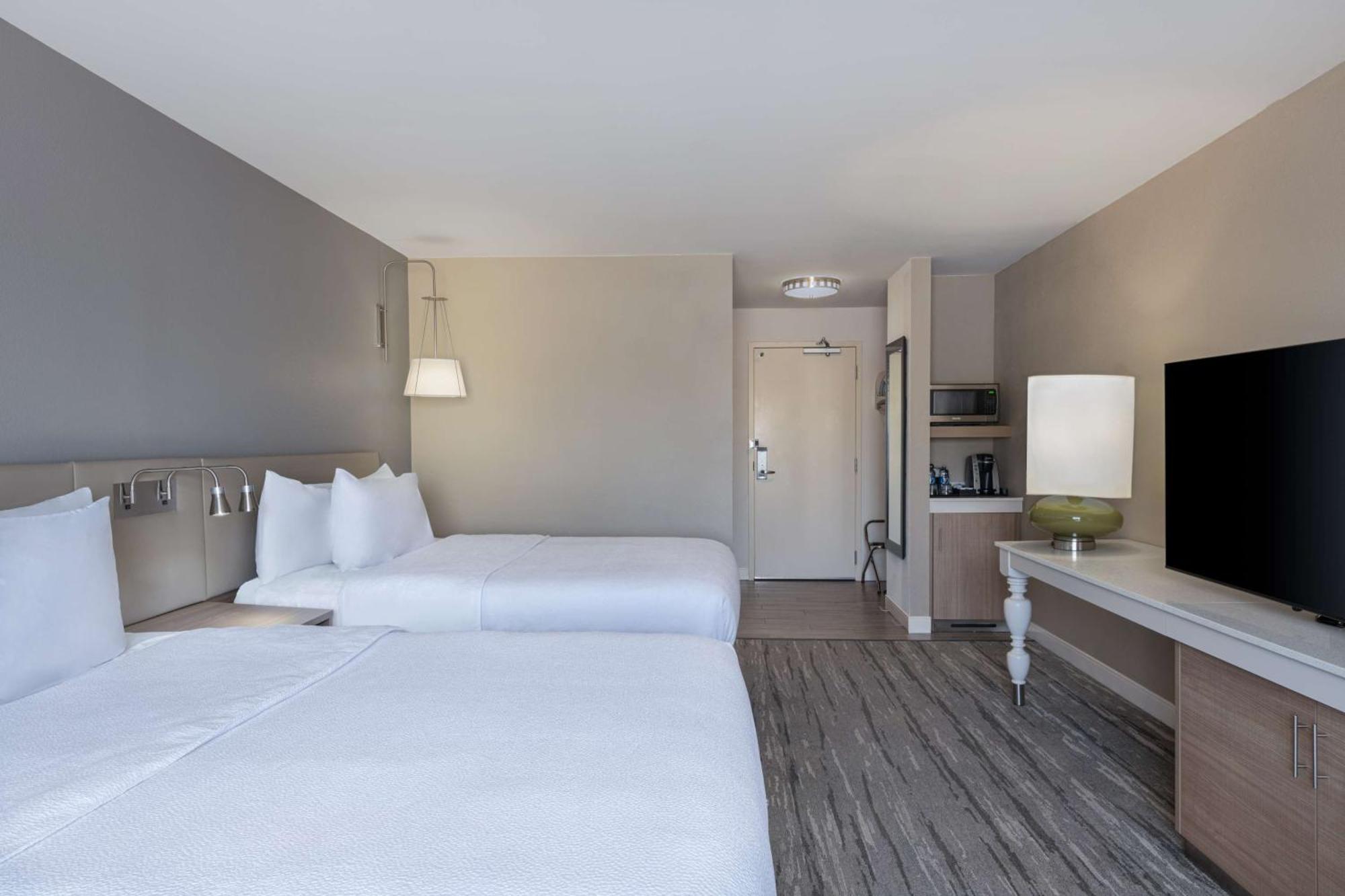 Hilton Garden Inn Saint Charles Exteriér fotografie
