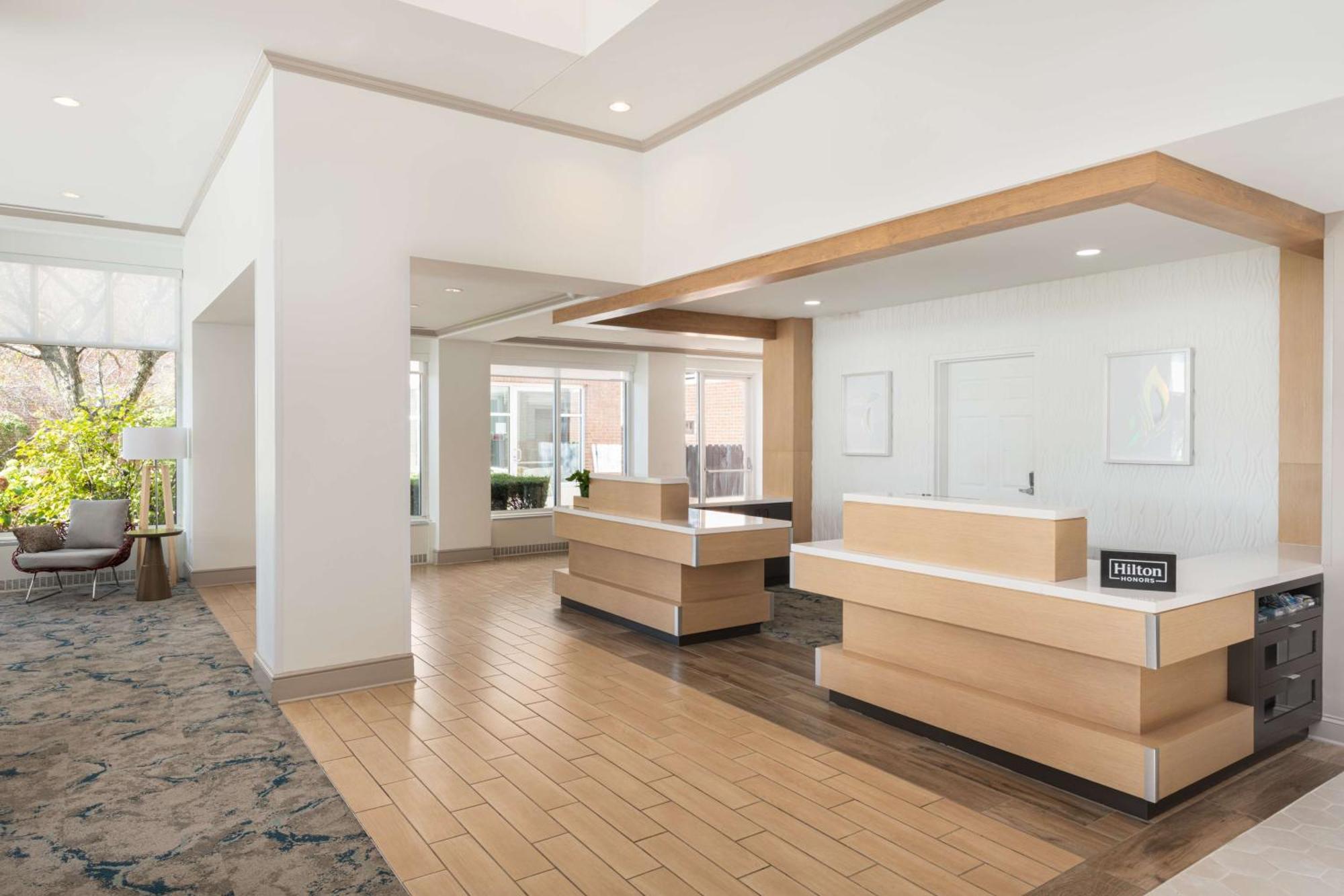 Hilton Garden Inn Saint Charles Exteriér fotografie