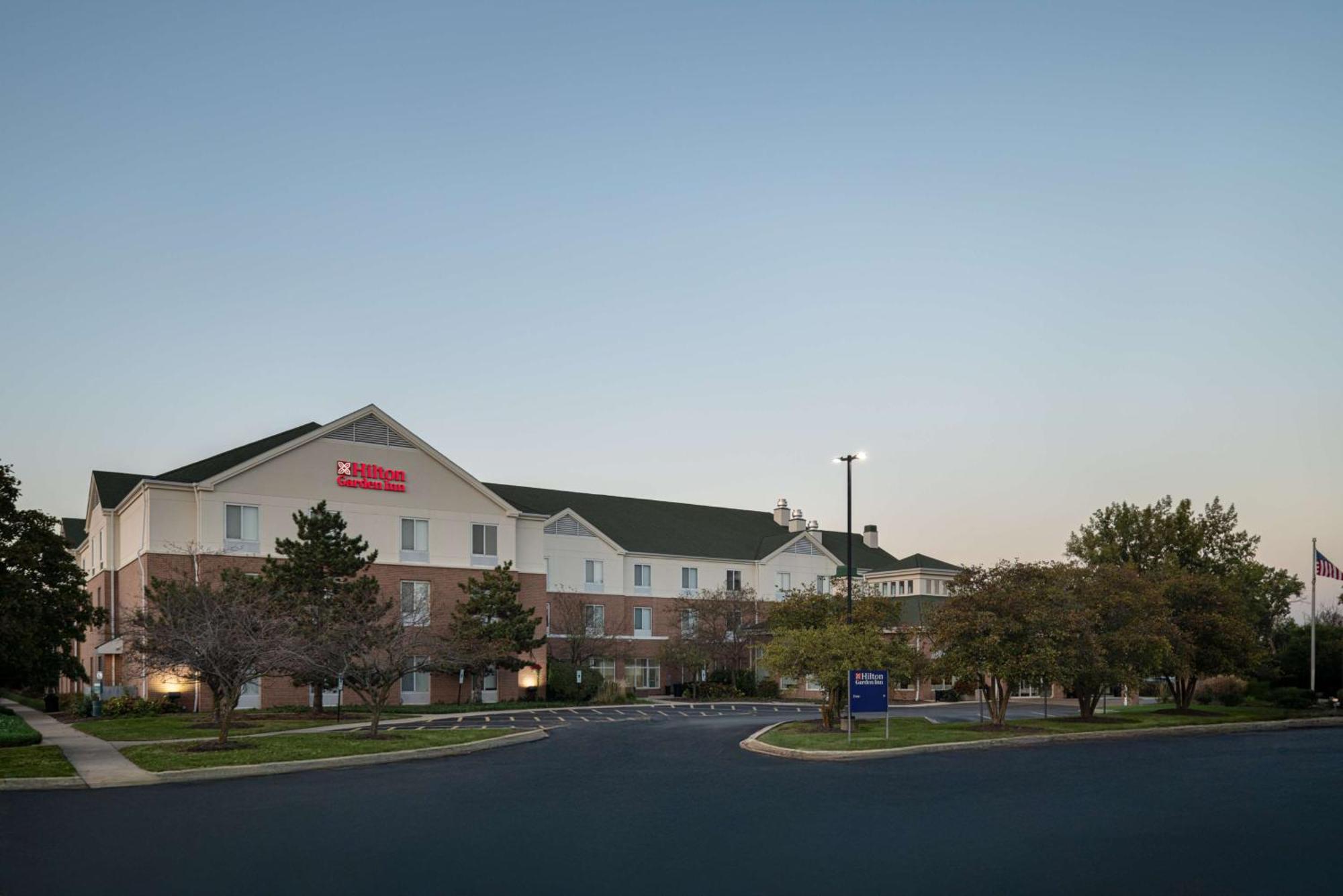 Hilton Garden Inn Saint Charles Exteriér fotografie